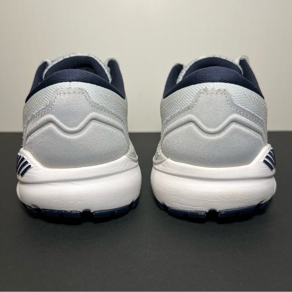 Womens BROOKS Addiction GTS 15 Gray Running Shoes / Size 10.5 Medium - Picture 4 of 9